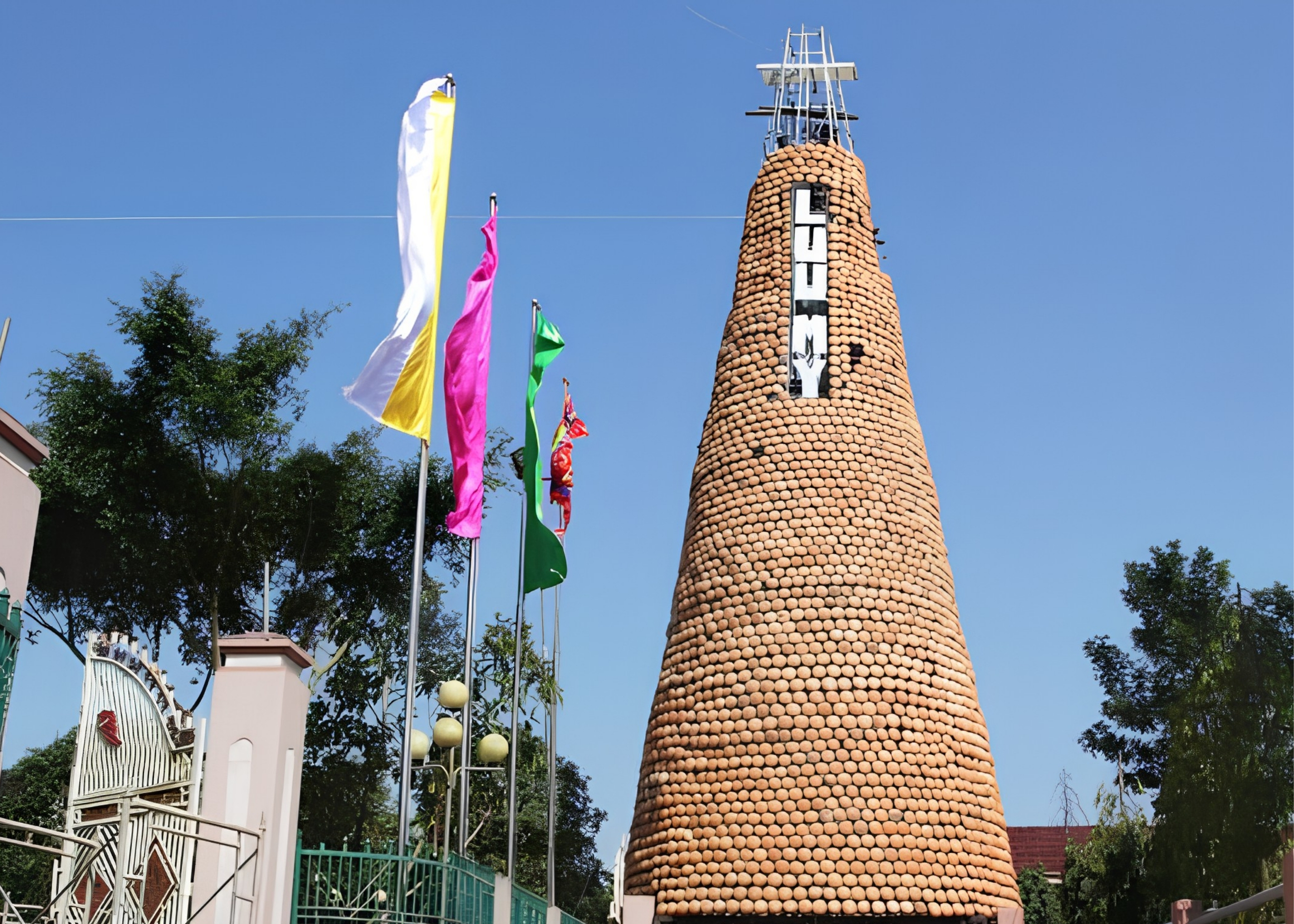 The Clay-Pot Christmas Tree